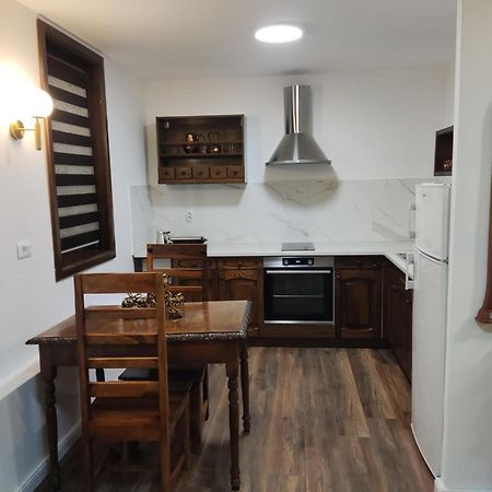 Jovevi Apartments أوهغيد المظهر الخارجي الصورة