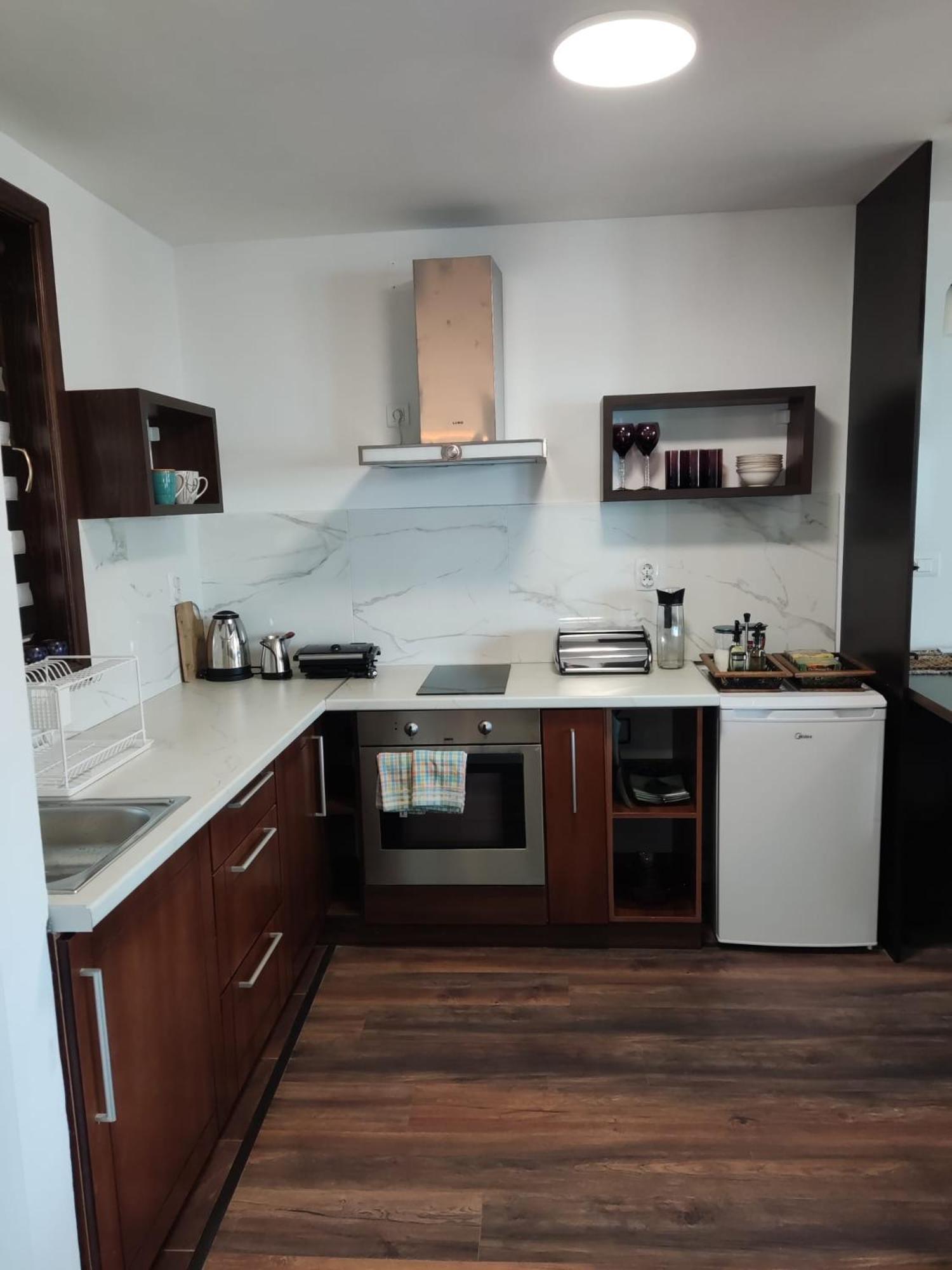 Jovevi Apartments أوهغيد المظهر الخارجي الصورة
